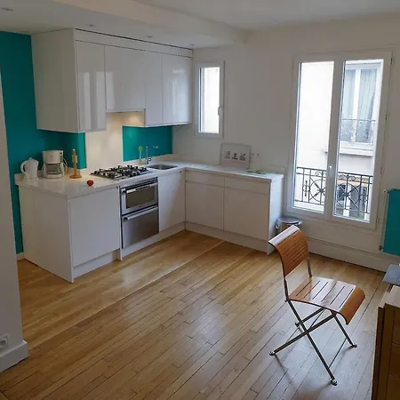 Quiet Near Montmartre Apartman