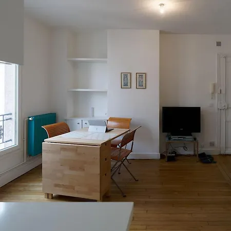 Quiet Near Montmartre Διαμέρισμα Παρίσι